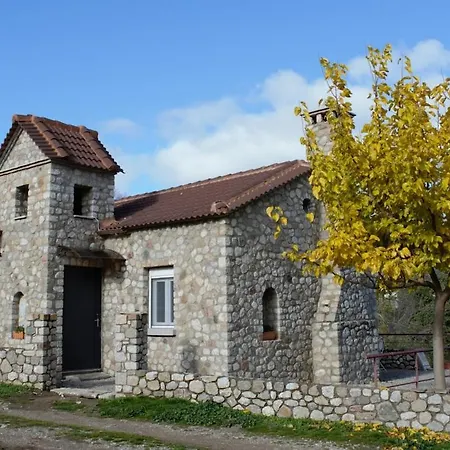 Сasa de vacaciones Selena - Stone With View And Fireplace
