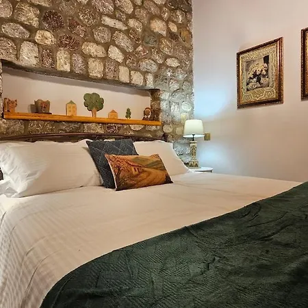 Villa Selena - Cool Mountain Villa With Panoramic Views