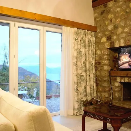 Сasa de vacaciones Selena - Stone With View And Fireplace *