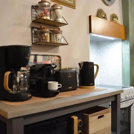 Selena - Stone With View And Fireplace *