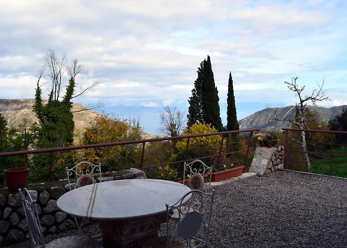 Selena - Stone With View And Fireplace Holiday home